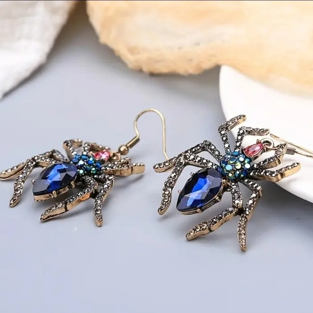 1 Pair 🕷 Gothic Punk Spider Drop & Dangle Earrings with Rhinestone Accents NEW